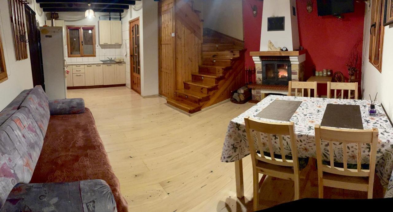 Domek Pod Lasem Lubycza Krolewska Exteriör bild